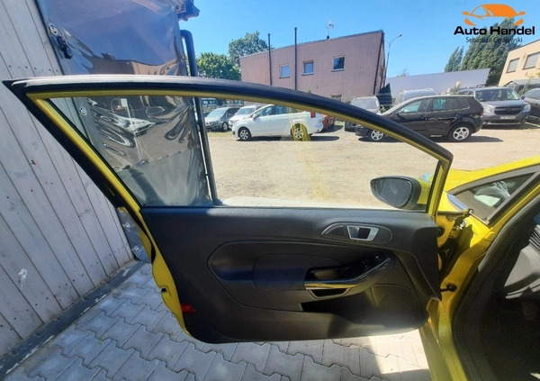 Ford Fiesta cena 24999 przebieg: 122000, rok produkcji 2012 z Brzeg Dolny małe 781